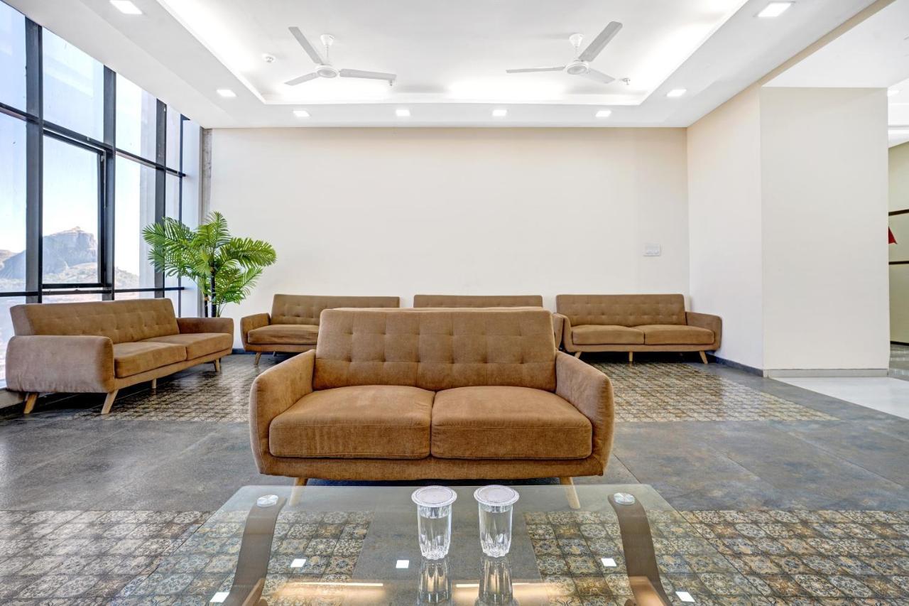 Townhouse Oak Hotel Rama 纳西克 外观 照片
