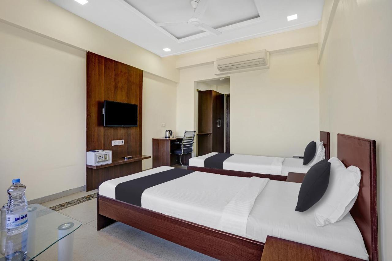 Townhouse Oak Hotel Rama 纳西克 外观 照片