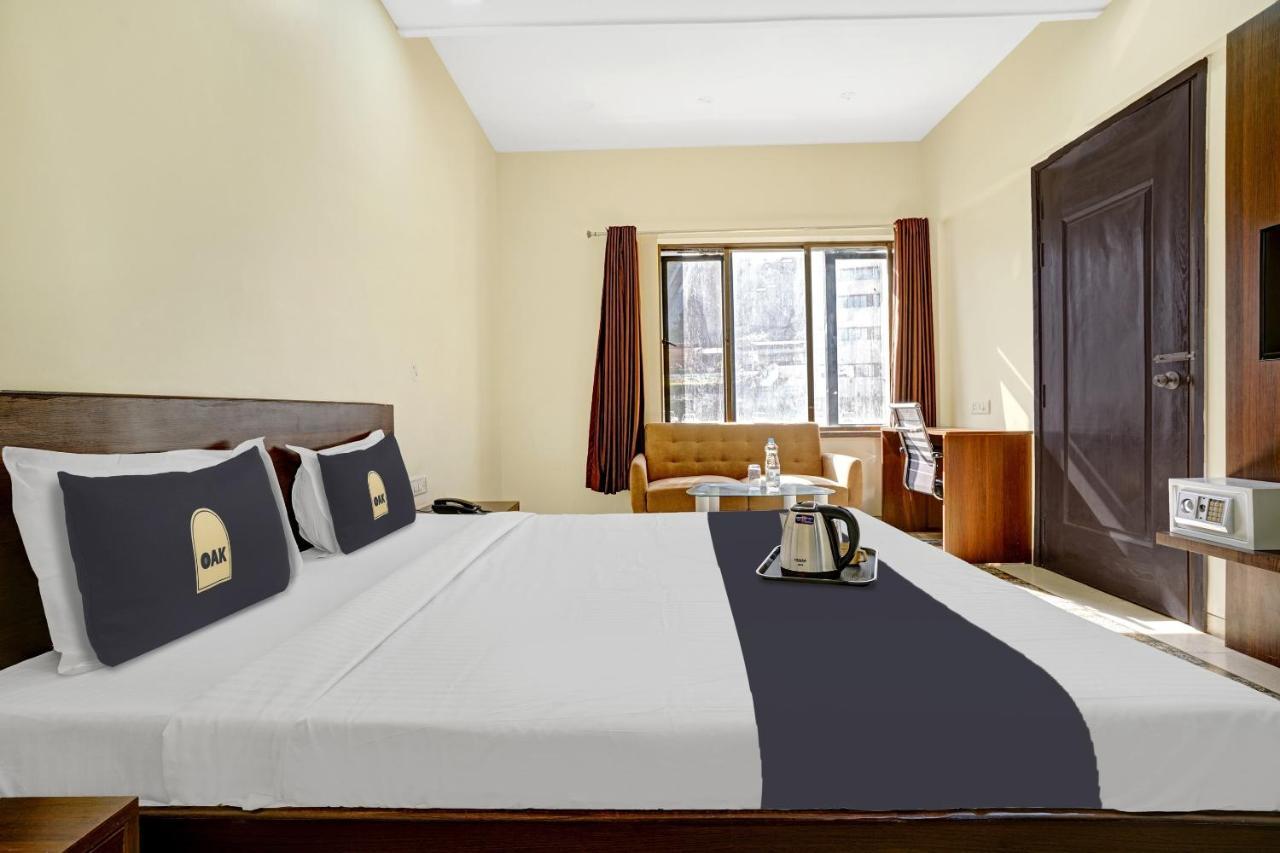 Townhouse Oak Hotel Rama 纳西克 外观 照片