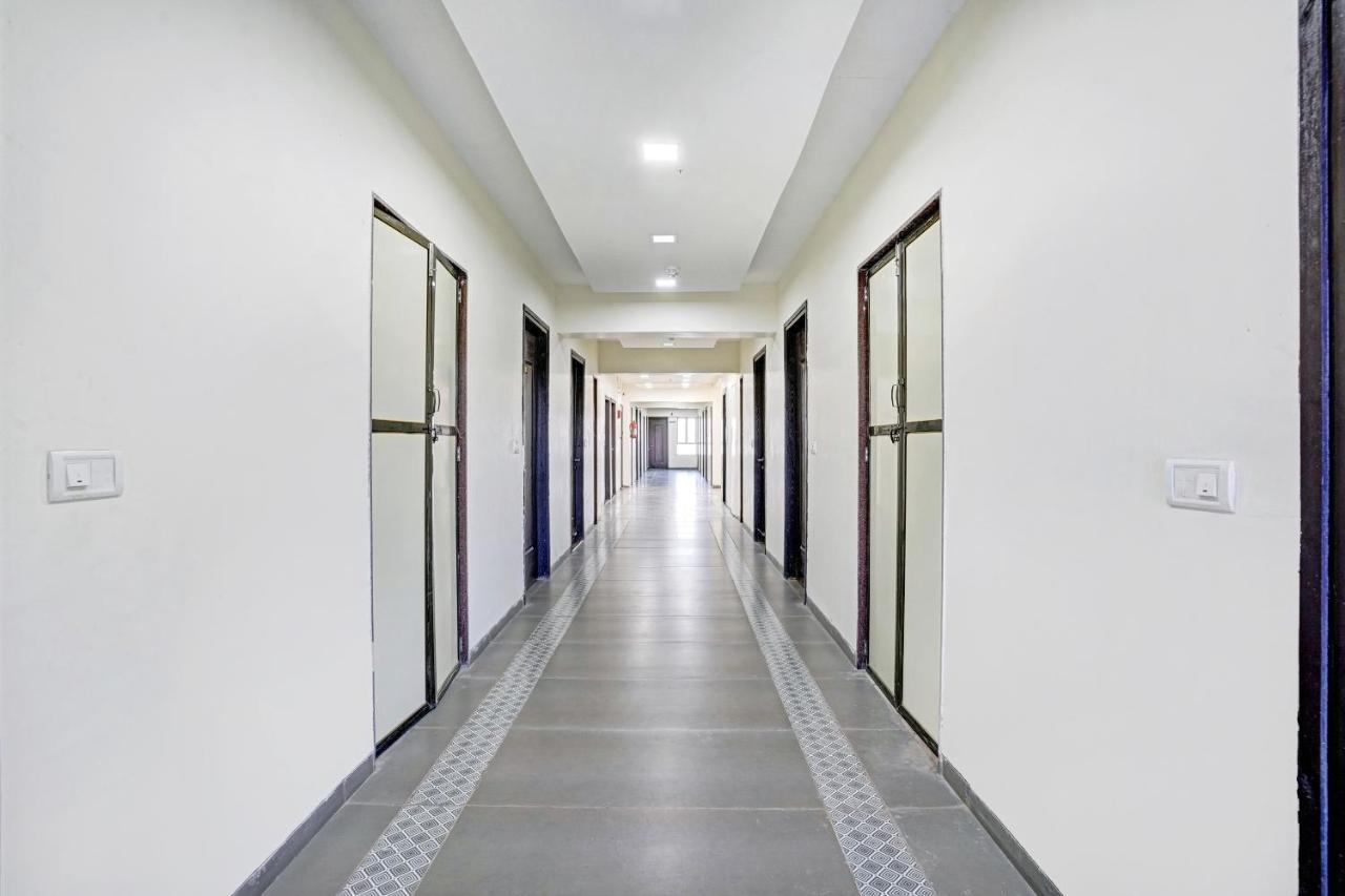 Townhouse Oak Hotel Rama 纳西克 外观 照片